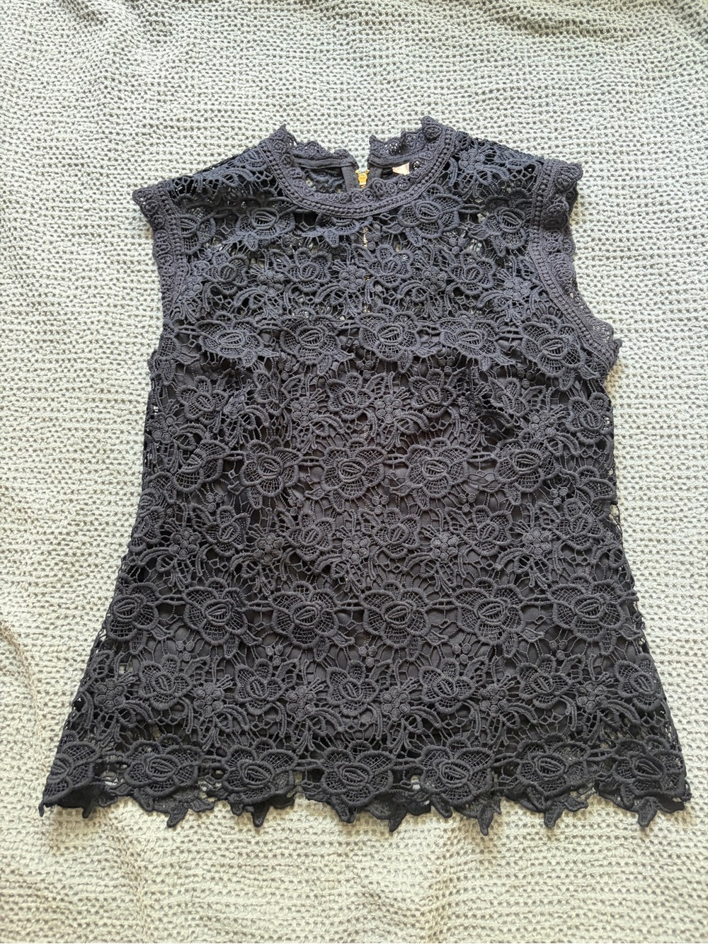Women's Navy Blue Floral Lace Sleeveless Top